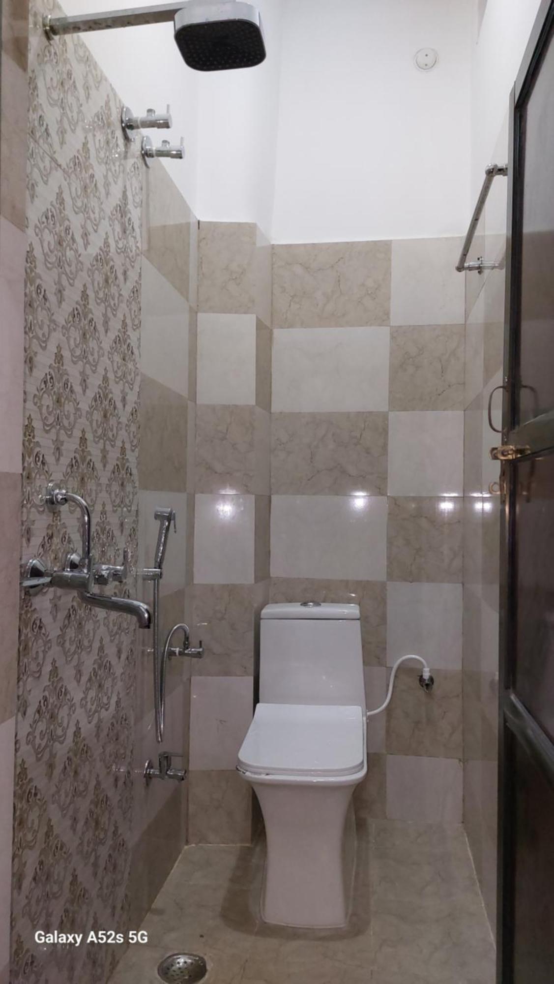 Narayani Paying Guest House พาราณสี ภายนอก รูปภาพ